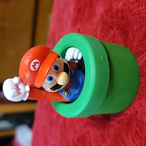 #1 Jumping Mario The Super Mario Bros. Movie McDonald’s 2023 Figure - Picture 5 of 5